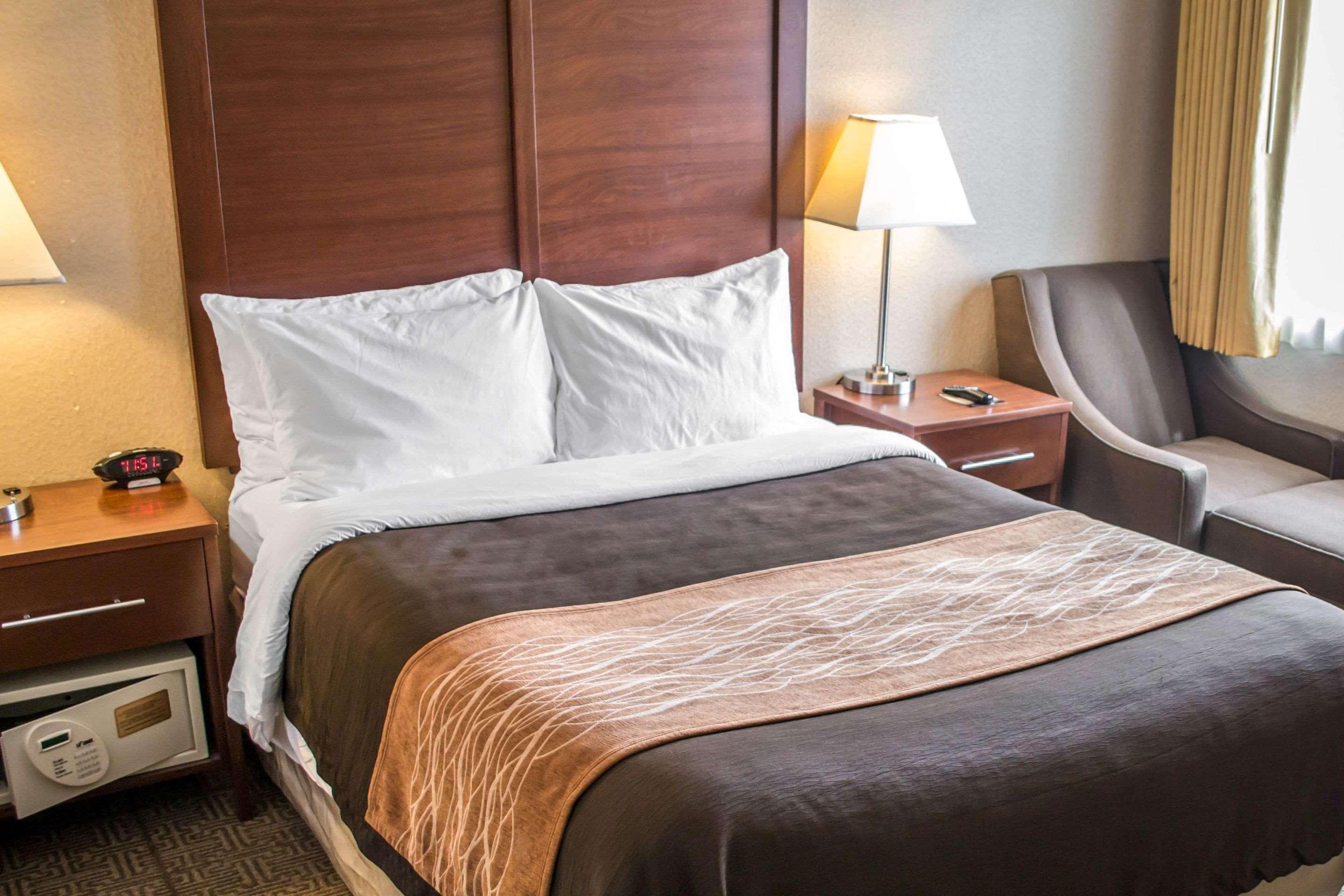 Comfort Inn & Suites Beaverton - Portland West Extérieur photo