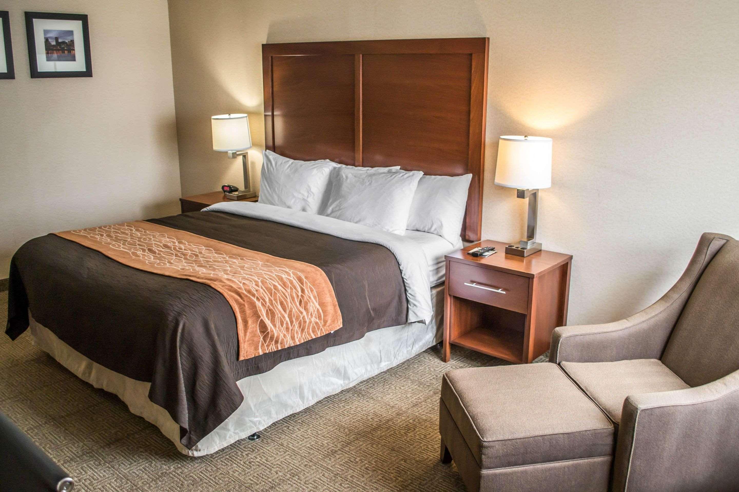 Comfort Inn & Suites Beaverton - Portland West Extérieur photo