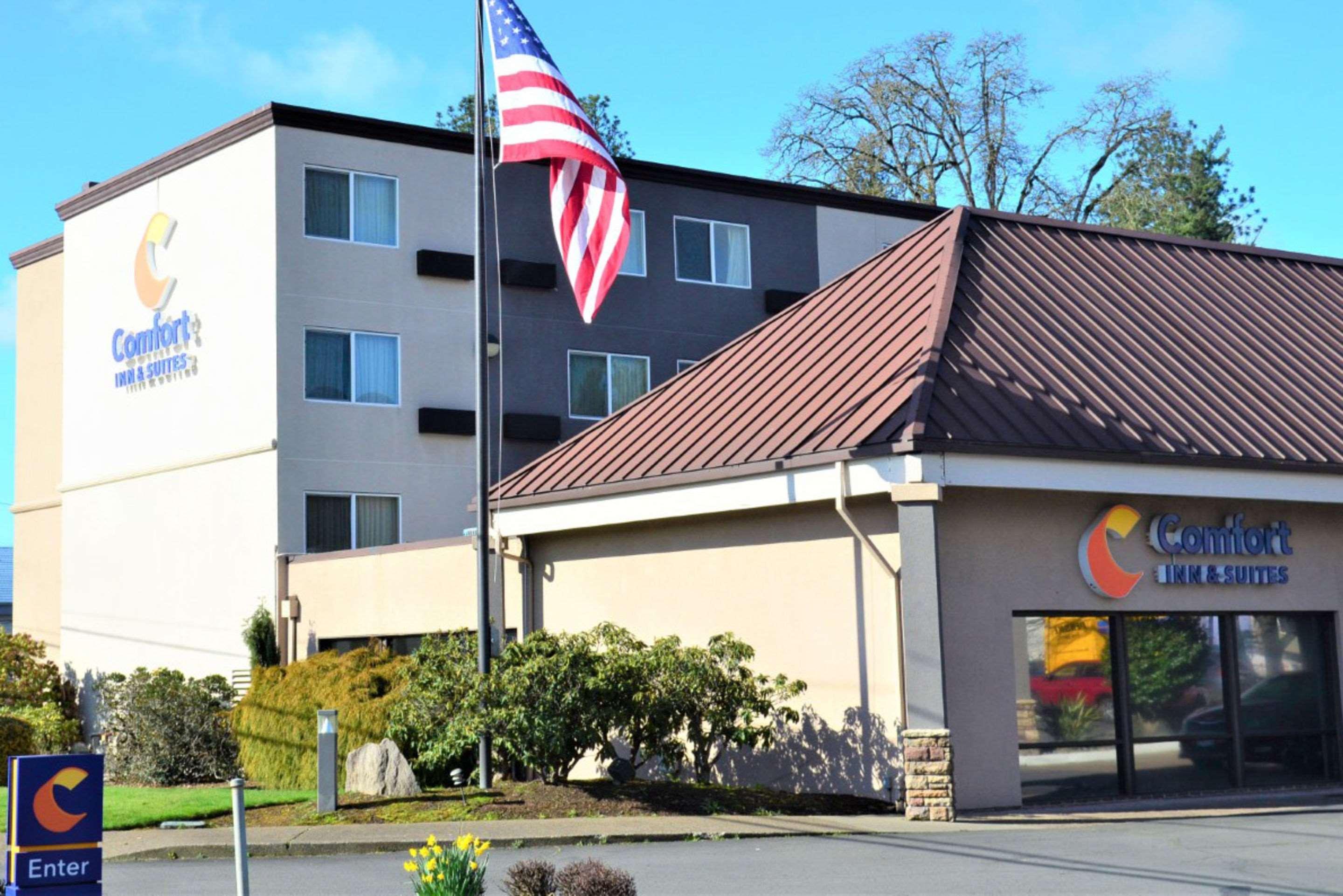 Comfort Inn & Suites Beaverton - Portland West Extérieur photo