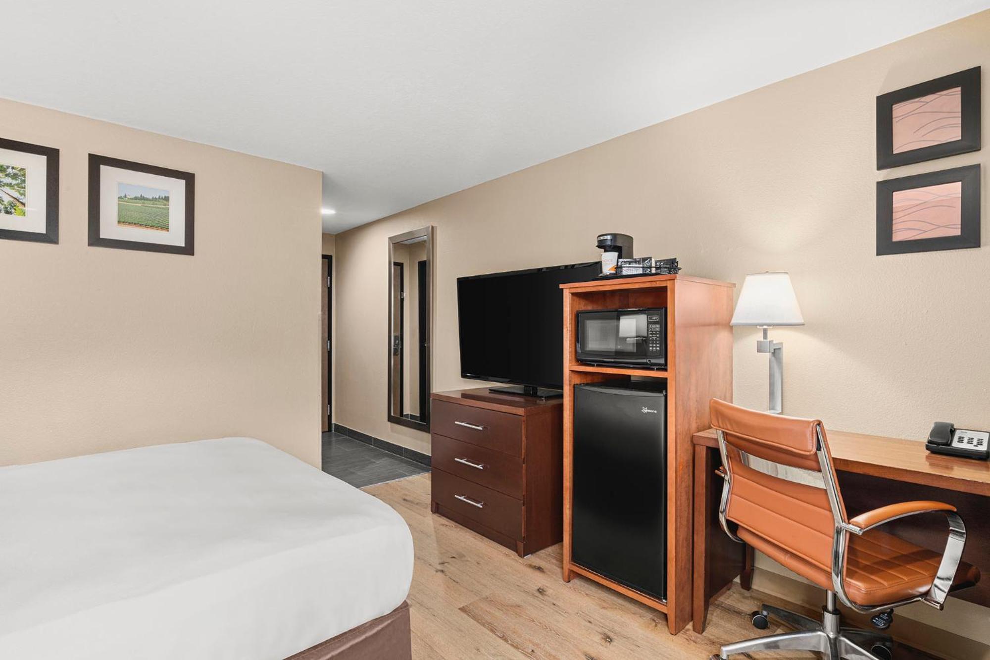 Comfort Inn & Suites Beaverton - Portland West Extérieur photo